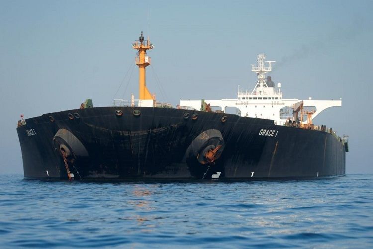 Освобожденный «под честное слово» иранский танкер все же доставил нефть в Сирию Освобожденный «под честное слово» иранский танкер все же доставил нефть в Сирию
